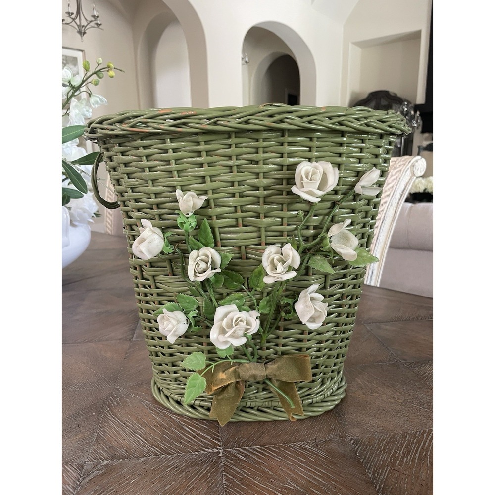 Vtg Green Wicker Rattan Waste Paper Basket Bin Can Unique White Floral Bouquet